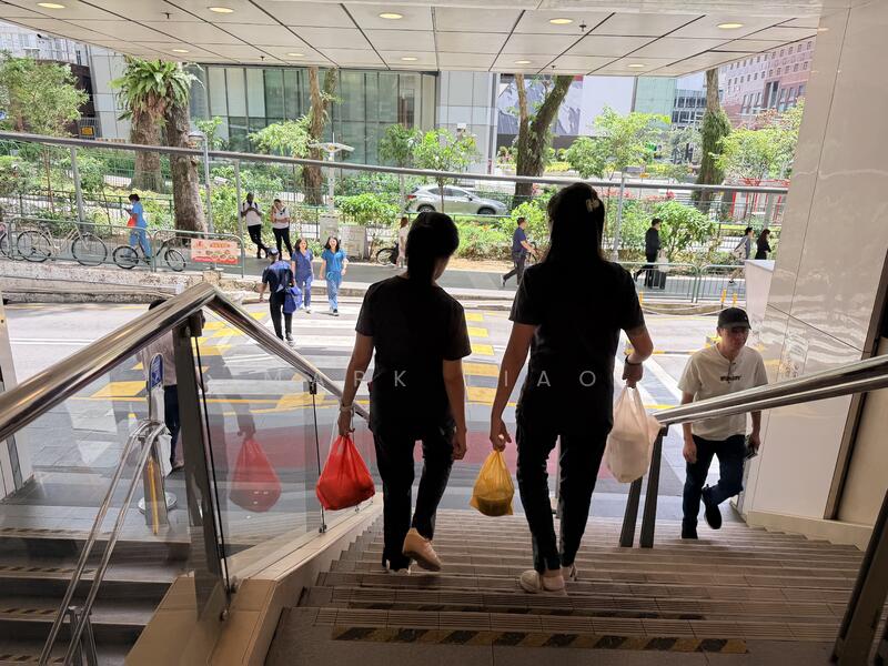 Lucky Plaza, 304 Orchard Road, 700 sqft, Mall Shop For Rent, by Mark Liao, 60162267 - CommercialGuru.com.sg