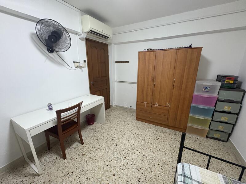 For Rent - 207 Jurong East Street 21