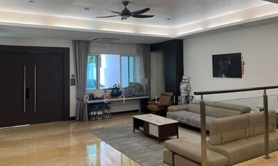 For Rent - Haig Lane