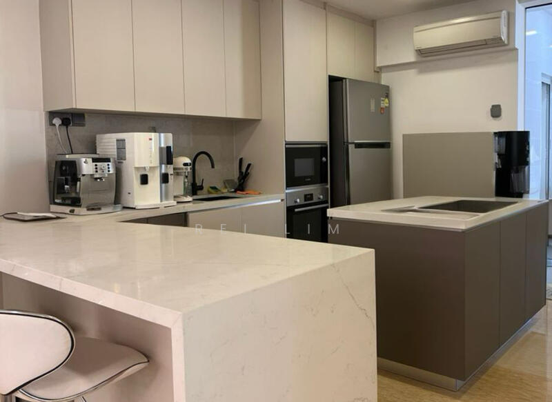 Dry Kitchen
