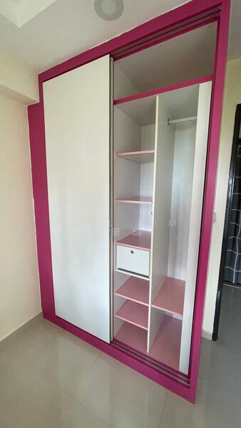 Cabinet (1)