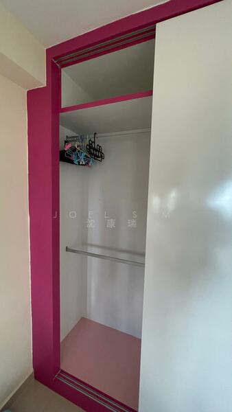 Cabinet (2)