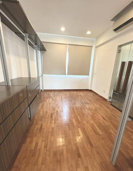 For Sale - Lucky Court
