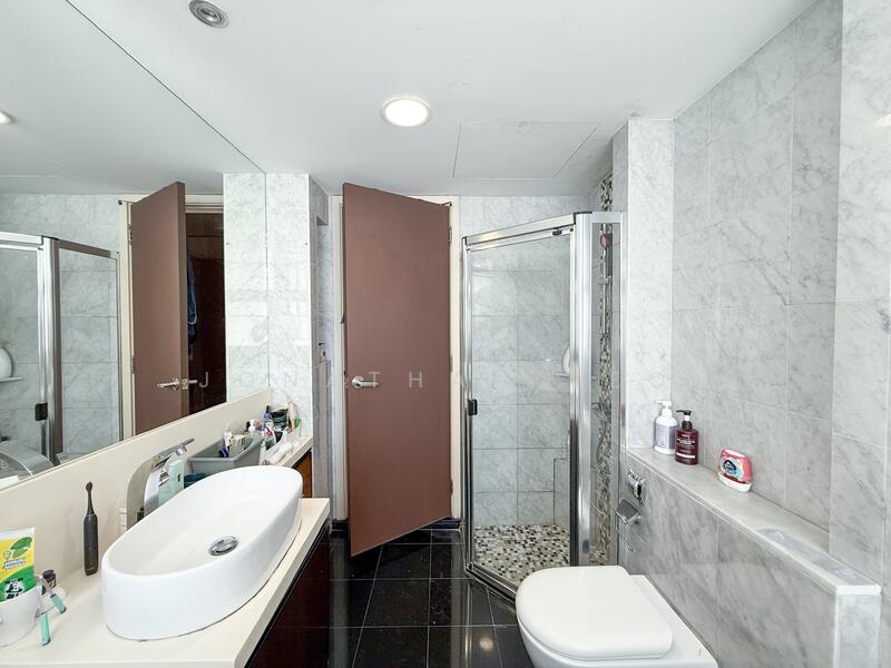 Tanamera Crest, 10 Pari Dedap Walk, 3 Bedrooms, 1,163 sqft, Condominium For Rent, by Jonathan Yeo, 60162389 - Bathroom - PropertyGuru.com.sg
