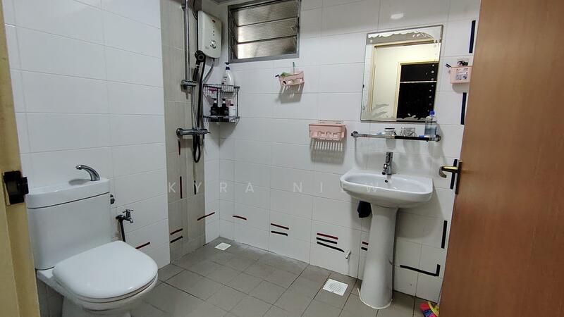 Common Bathroom