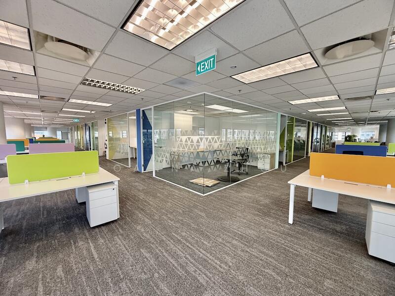 Raffles City Tower, 250 North Bridge Road, 10,710 sqft, Office For Rent, by Joanna Zhou, 60162450 - Others - CommercialGuru.com.sg