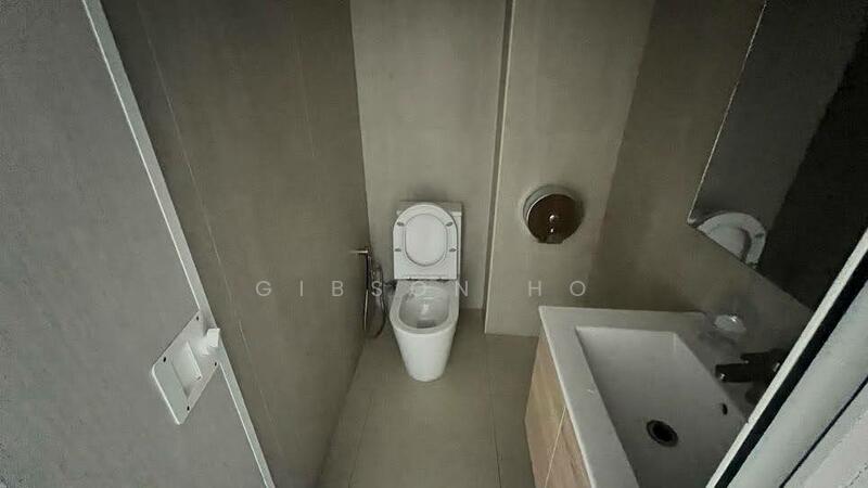 Rental at Tanjong Pagar 4-story Shophouse, , 6,000 sqft, Shop / Shophouse For Rent, by Gibson Ho, 60162576 - Bathroom - CommercialGuru.com.sg