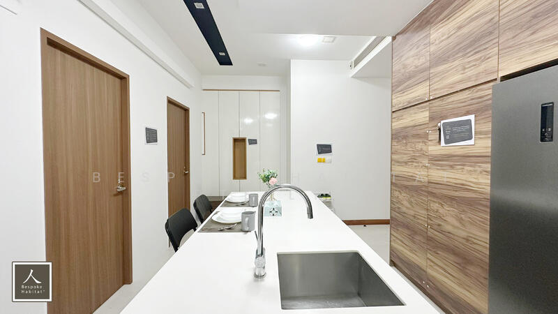 04-07 Dining Area