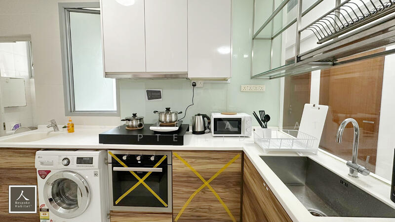 04-07 Kitchen