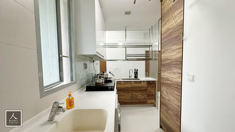 04-07 Kitchen
