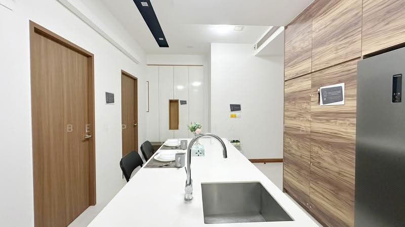 Horizon Residences, 43 PASIR PANJANG HILL, Buona Vista / West Coast / Clementi New Town, Room Rental, 100 sqft, Condominium For Rent, by Bespoke Habitat Pte Ltd, 60162632 - 04-07 Kitchen - PropertyGuru.com.sg