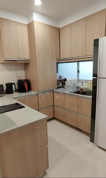 Dry Kitchen