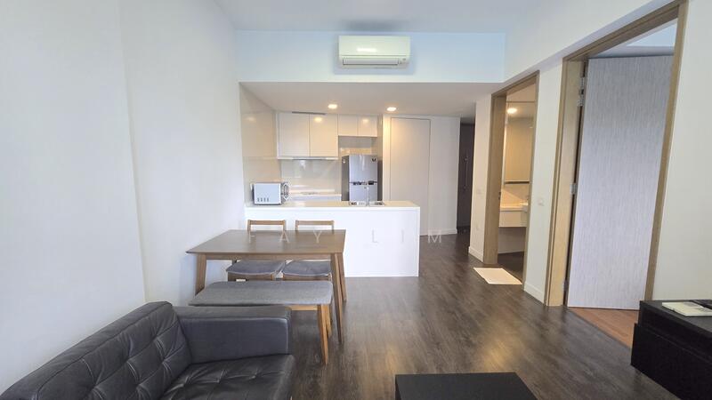 Living Dining Area