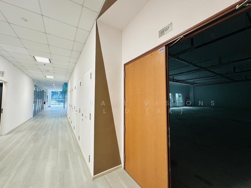 COMTEMPORARY BUSINESS SPACE IN LUSH, LIGHT-FILLED Setting. Partially fitted; Reduce Capex, Reno Cost, Size: 3000/ 5000/ 9000~15k sqft. CONTACT: +96881177, 3,800 sqft, Business / Science Park For Rent, by ADRIAN, 60162666 - CommercialGuru.com.sg