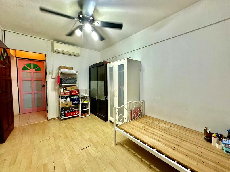 For Sale - 427 Yishun Avenue 11