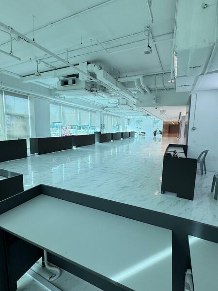 Bugis Junction, 200 Victoria Street, 800 sqft, Mall Shop For Rent, by Kaili Ong, 60162782 - Others - CommercialGuru.com.sg