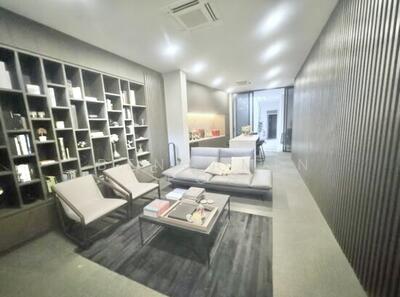 For Rent - MODERN CORNER TERRACE NEAR AMENITIES!!!