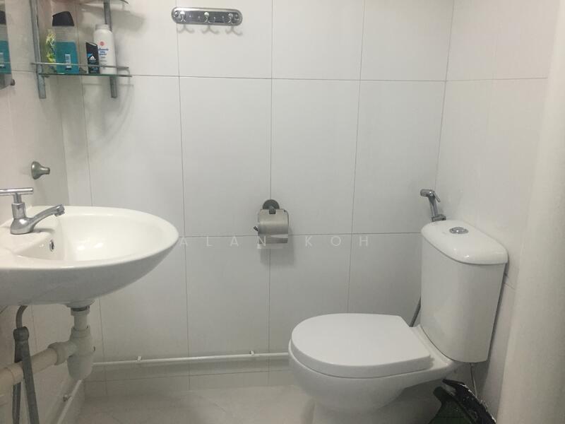 For Rent - 565 Cheng San Place