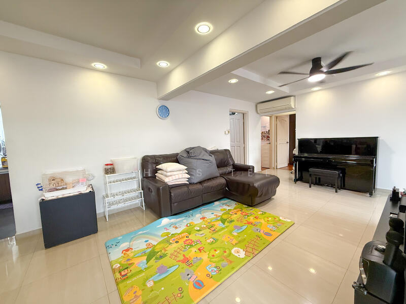 For Sale - 488A Tampines Avenue 9