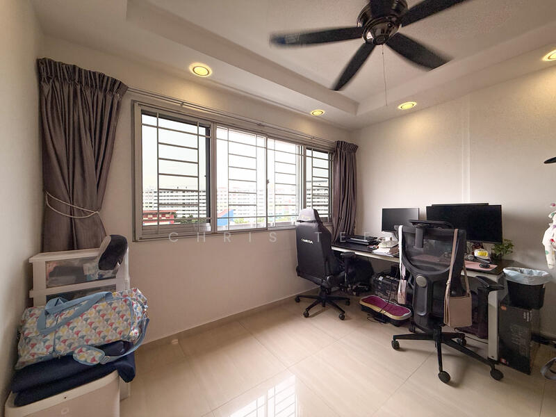 For Sale - 488A Tampines Avenue 9