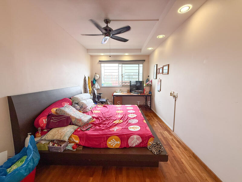 For Sale - 488A Tampines Avenue 9