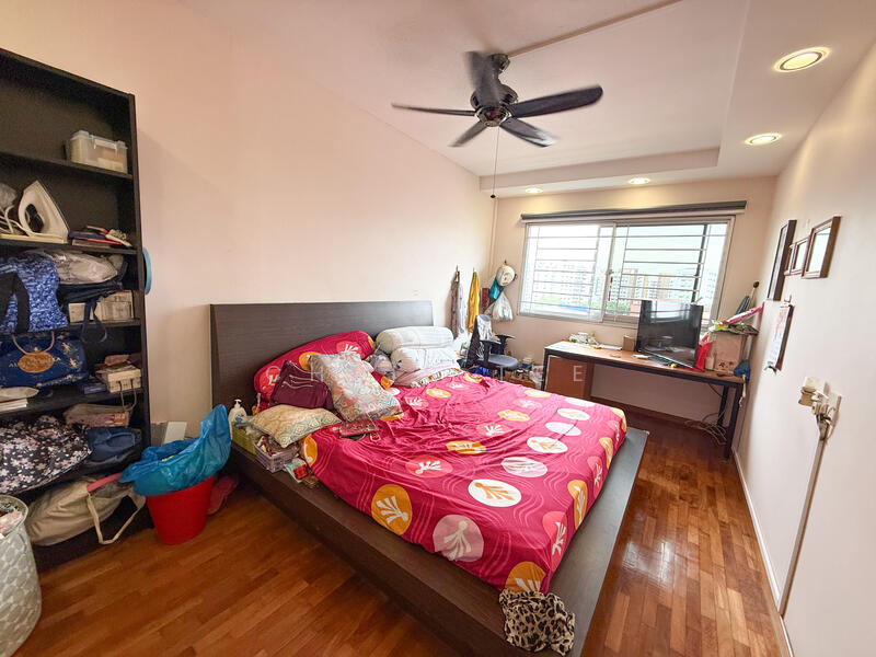 For Sale - 488A Tampines Avenue 9