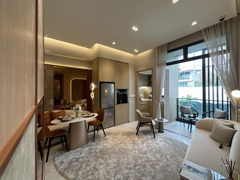 Living Room (Showflat)