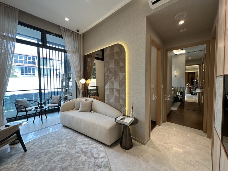 Living Room (Showflat)