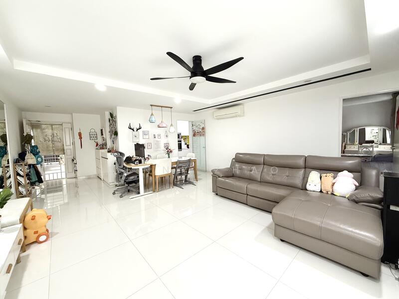 For Sale - 660D Jurong West Street 64