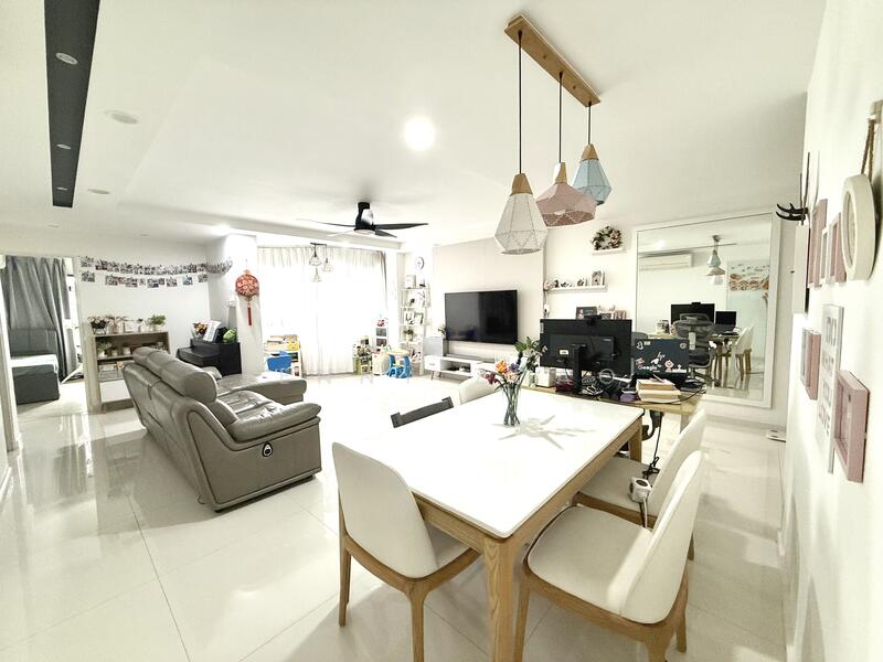 For Sale - 660D Jurong West Street 64