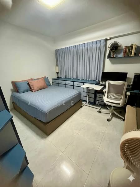 542 Serangoon North Avenue 4, 542 Serangoon North Avenue 4, 3 Bedrooms, 1,668 sqft, HDB Flat For Sale, by Jaymee Gam, 60163196 - Bedroom - PropertyGuru.com.sg