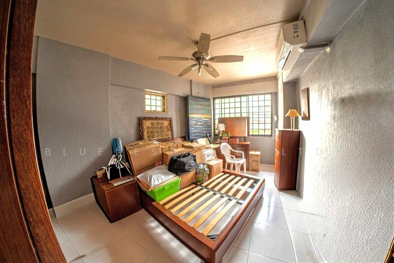 354 Choa Chu Kang Central HDB Flat For Sale at S$ 679,000 | PropertyGuru Singapore - Bedroom