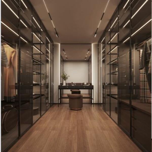 Walk-In Wardrobe