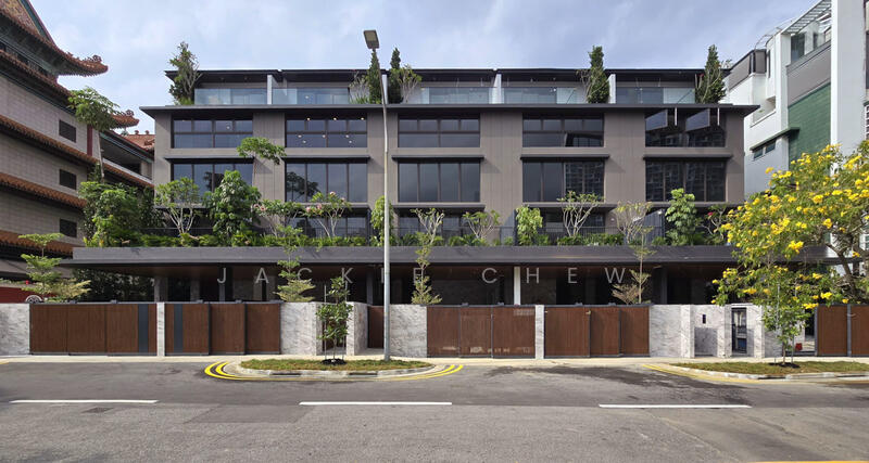 ❤️GIANT⚡️ VIEW now! Entertainment Room with Ensuite Bathroom! Freehold Inter Terrace Terraced House For Sale at S$ 7,880,000 | PropertyGuru Singapore