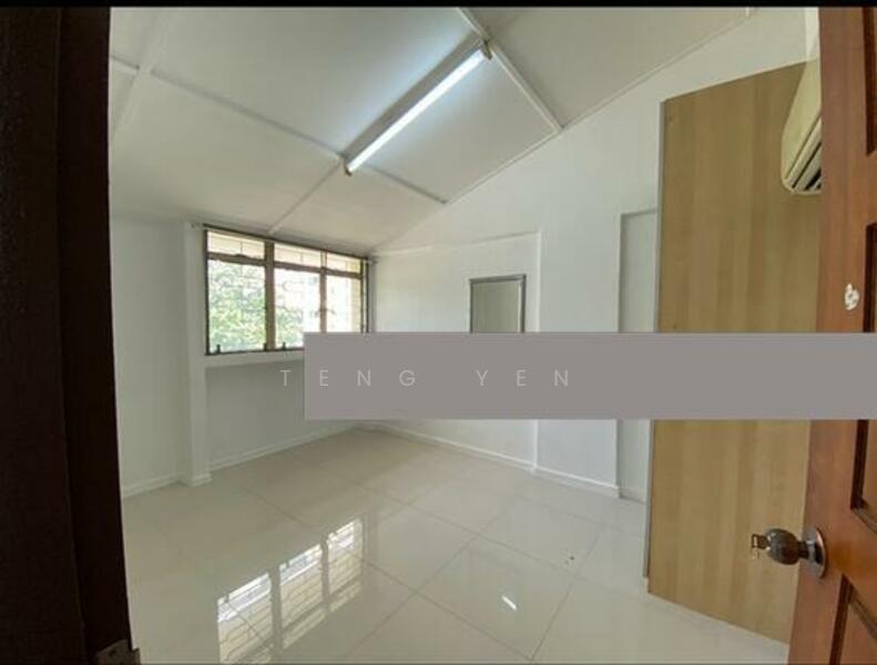 725 Clementi West Street 2, 725 Clementi West Street 2, 732 sqft, Shop / Shophouse For Sale, by Teng Yen, 60163451 - CommercialGuru.com.sg