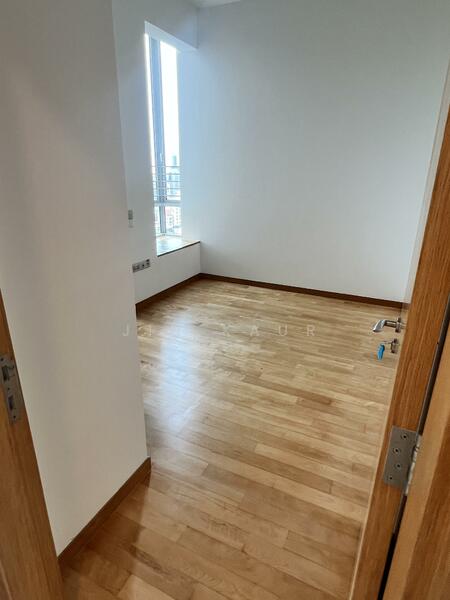 Bedroom 3 (Junior Master)