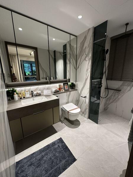 Promenade Peak, 1 Zion Road, Alexandra / Commonwealth, 2 Bedrooms, 764 sqft, Condominium For Sale, by Colin Lee, 60163515 - Master Bathroom - PropertyGuru.com.sg