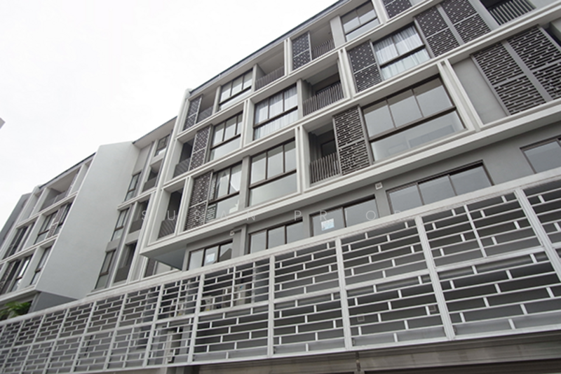 For Rent - Breezy Conservation 2 Floor With Pool