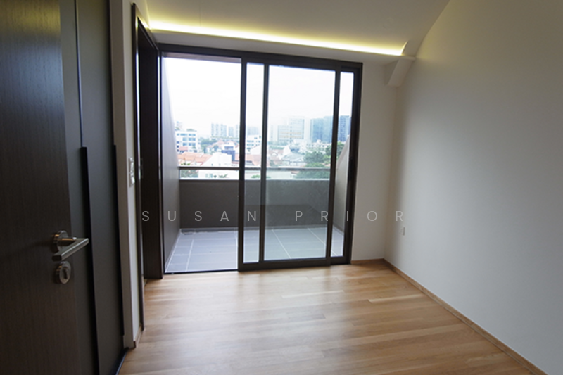 For Rent - Breezy Conservation 2 Floor With Pool