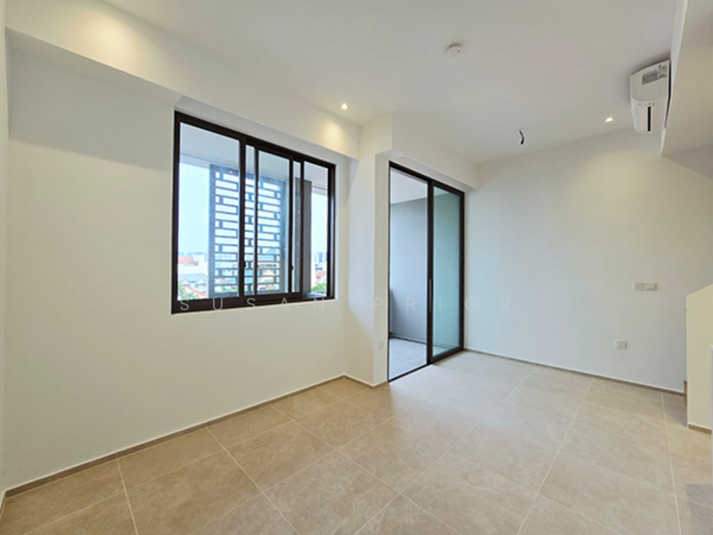 For Rent - Breezy Conservation 2 Floor With Pool
