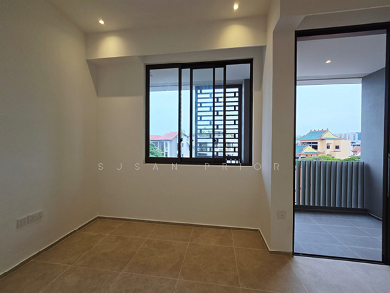 For Rent - Breezy Conservation 2 Floor With Pool