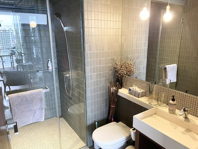 A stylish bathroom.