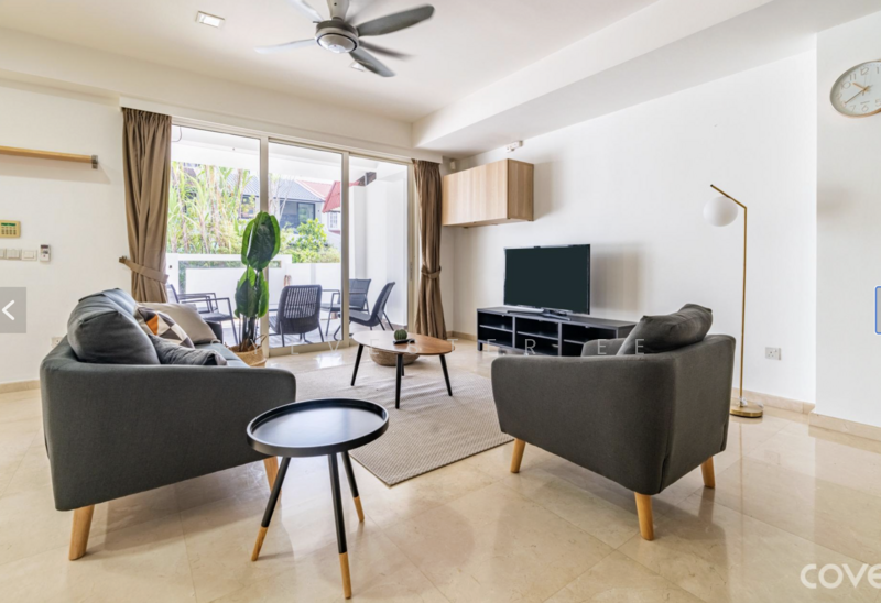 For Rent - Master Ensuite Room @ Landed House, 3rd Floor, 132 Lorong Sarina