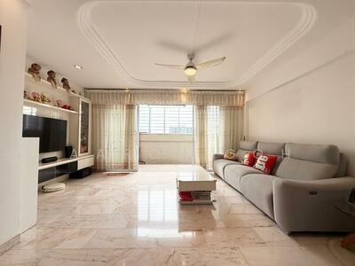 For Sale - 712 Hougang Avenue 2