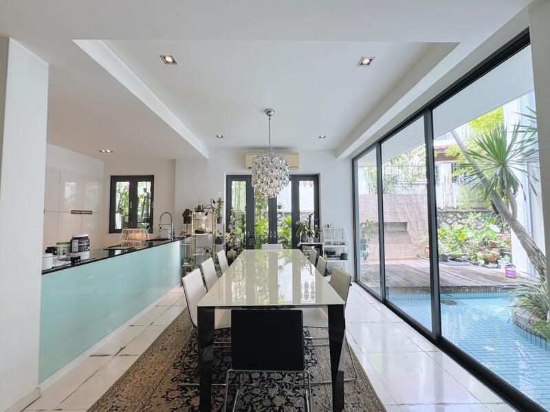 For Sale - Jalan Rindu