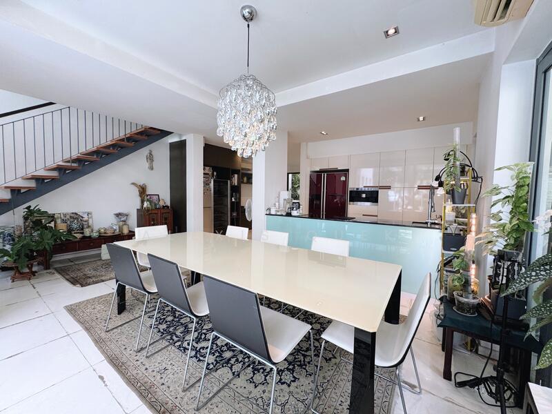 For Sale - Jalan Rindu