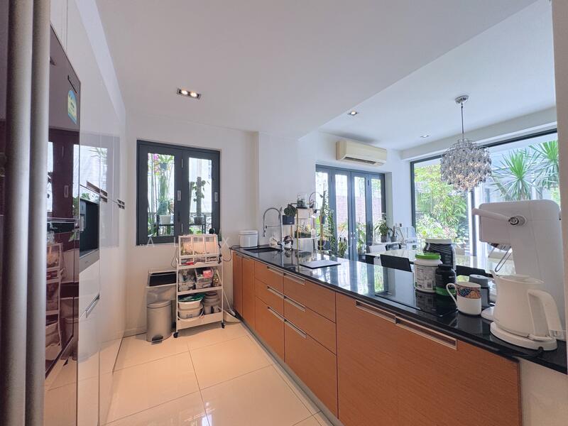 For Sale - Jalan Rindu