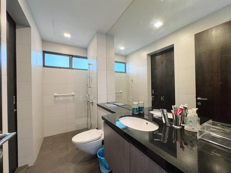 For Sale - Jalan Rindu