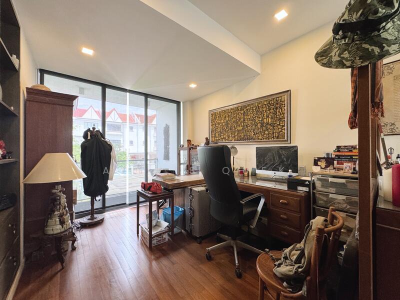 For Sale - Jalan Rindu