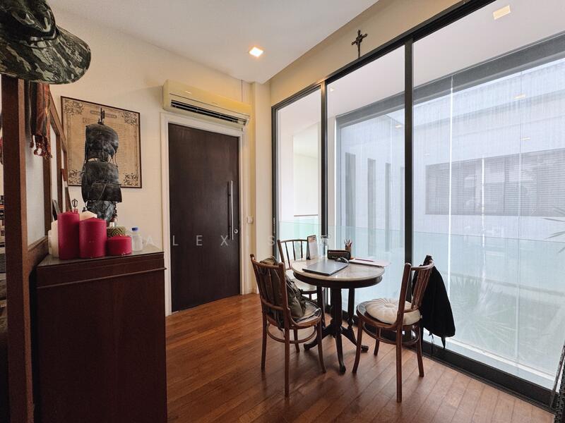 For Sale - Jalan Rindu